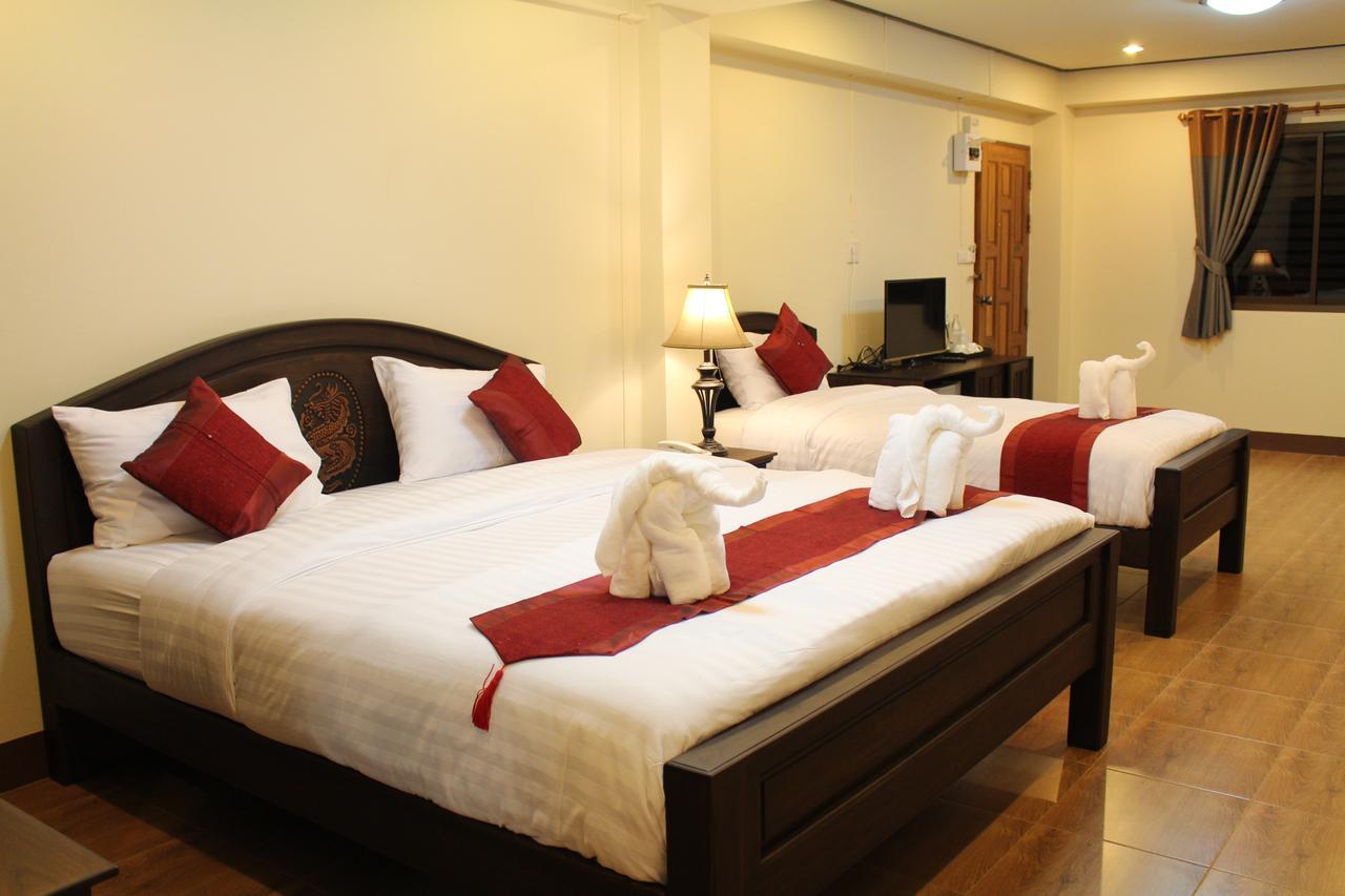 Nanbaankhun Hotel Екстериор снимка