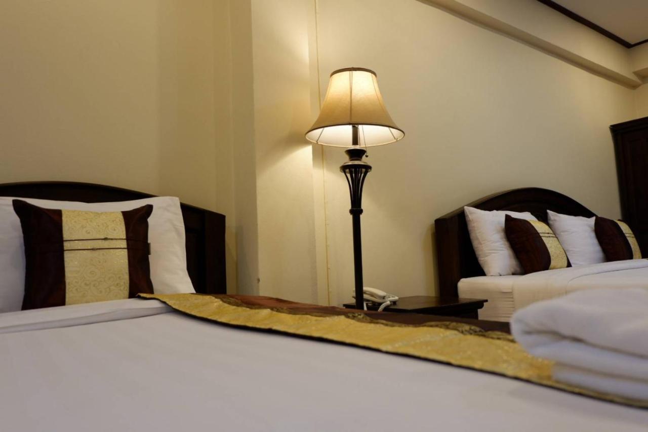 Nanbaankhun Hotel Екстериор снимка