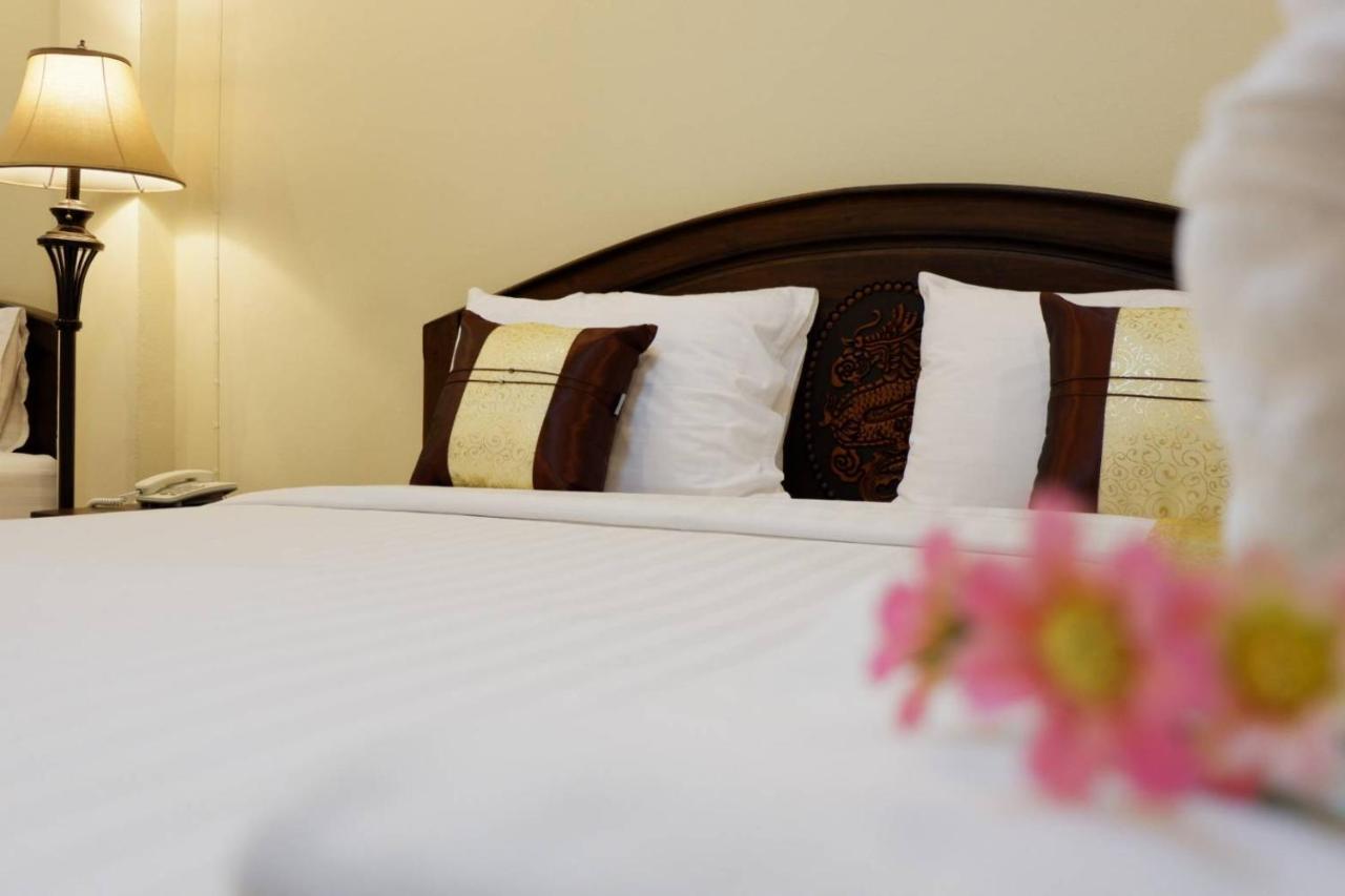 Nanbaankhun Hotel Екстериор снимка