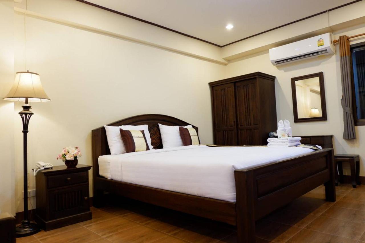 Nanbaankhun Hotel Екстериор снимка
