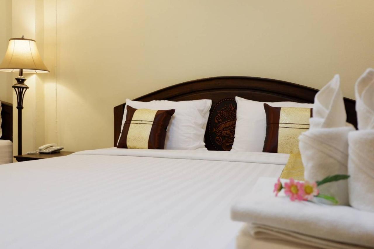 Nanbaankhun Hotel Екстериор снимка