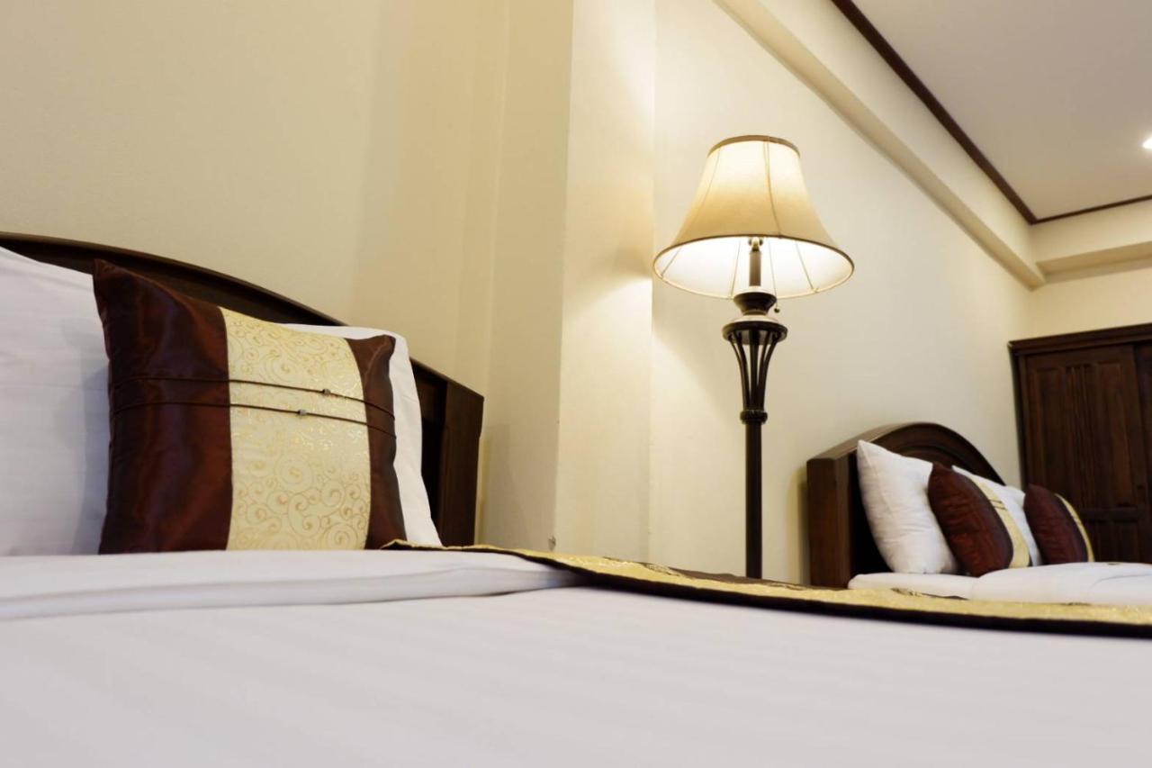 Nanbaankhun Hotel Екстериор снимка