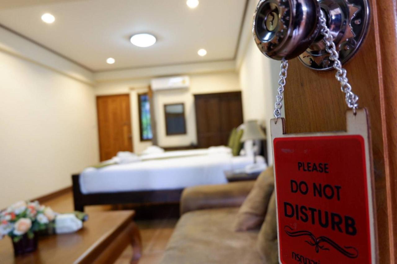 Nanbaankhun Hotel Екстериор снимка