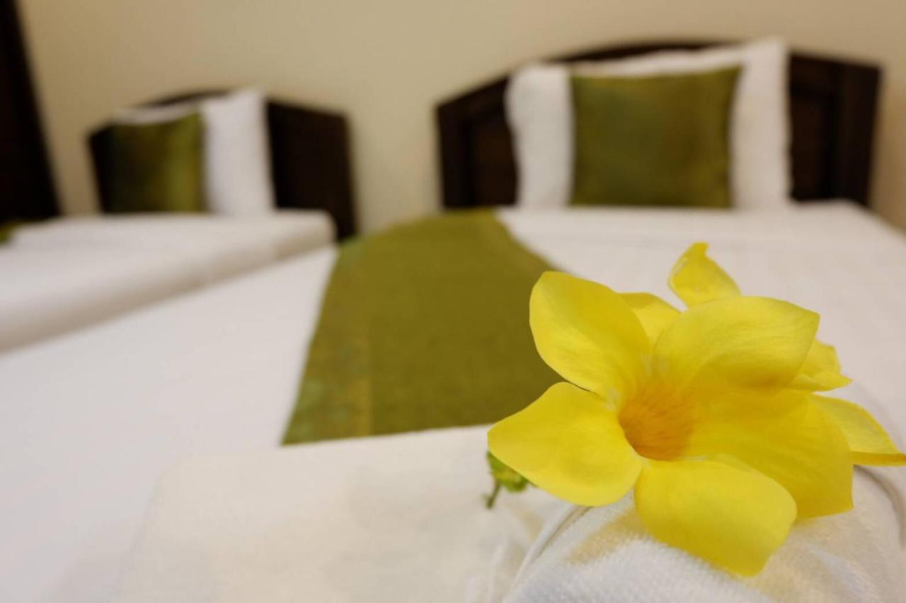Nanbaankhun Hotel Екстериор снимка