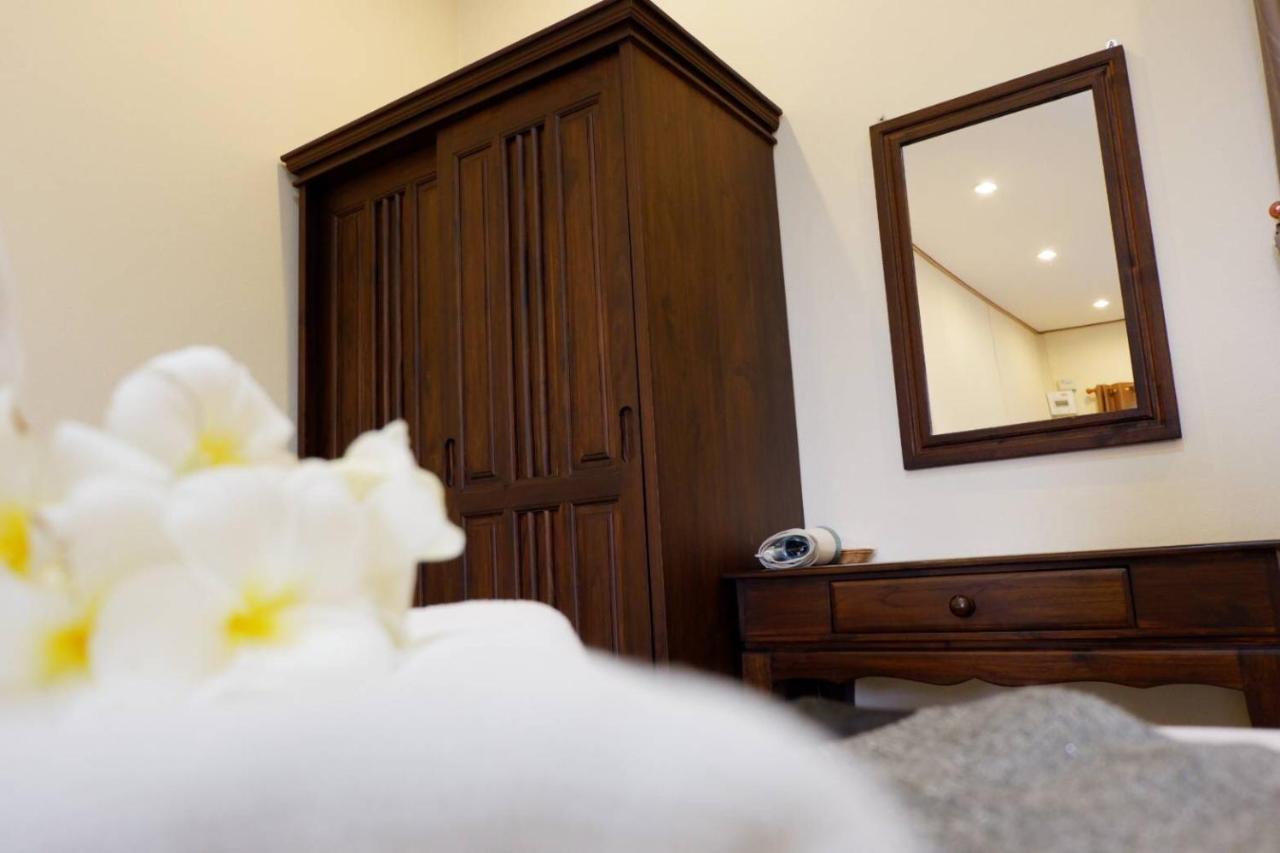 Nanbaankhun Hotel Екстериор снимка