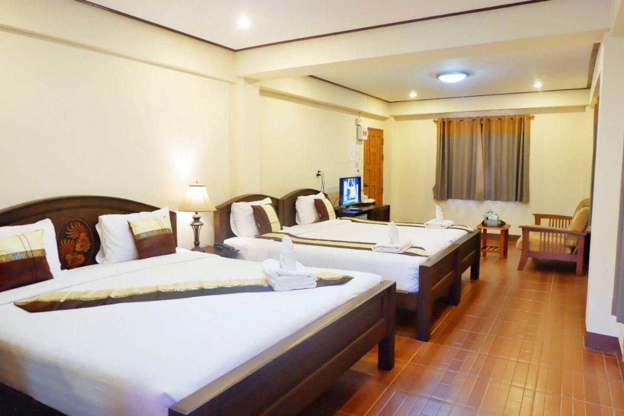 Nanbaankhun Hotel Екстериор снимка