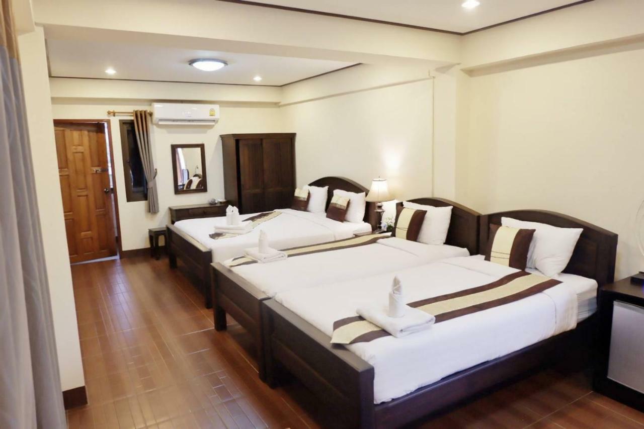 Nanbaankhun Hotel Екстериор снимка